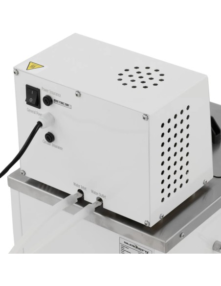 Laboratorinė skaitmeninė vandens vonia 10 - 100C 6 l 1200 W
 
Laboratorinė skaitmeninė vandens vonia 10 - 100C 6 l 1200 W
