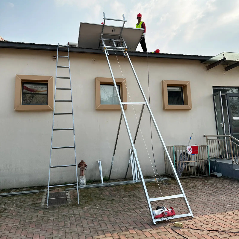 Stogo konstrukcinė gervė su pulteliu 10 m iki 300 kg 1500 W