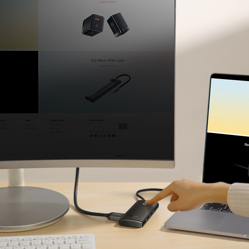 „Lite“ serijos daugiafunkcis HUB USB-C 2 x USB 3.0 USB-C HDMI 1.4 SD-TF juodas