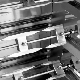 
Elektrinis vištienos kepsnys 6 iešmeliai 36 viščiukams 12000 W
