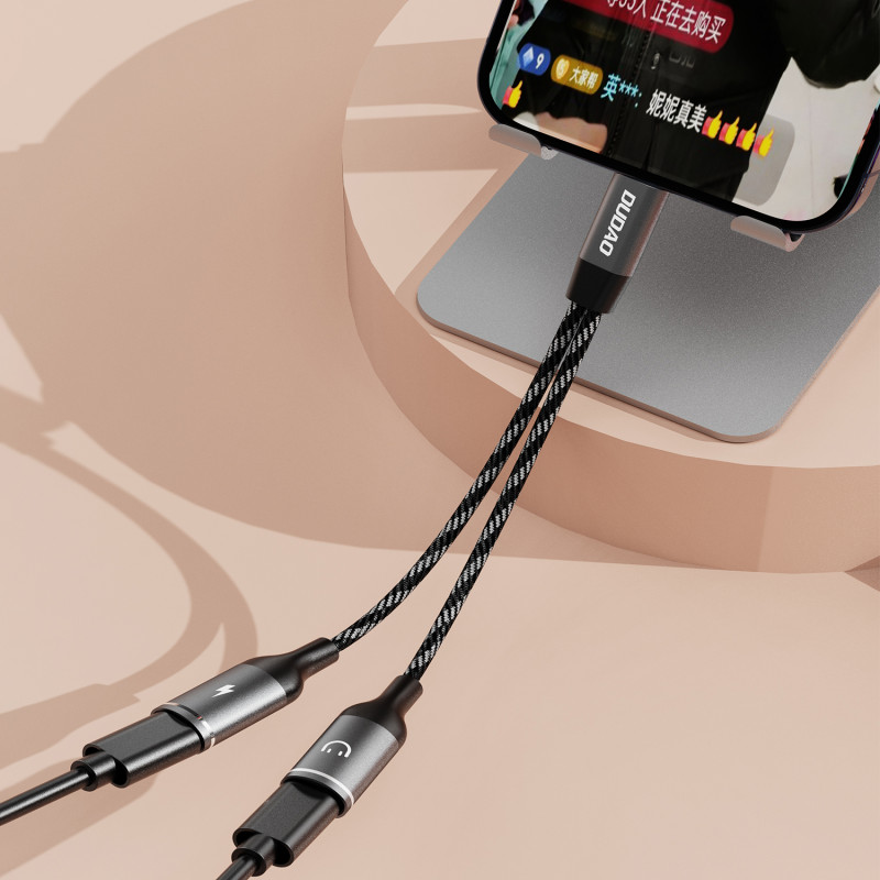 2in1 adapterio skirstytuvas USB-C maitinimui ir ausinėms – pilka