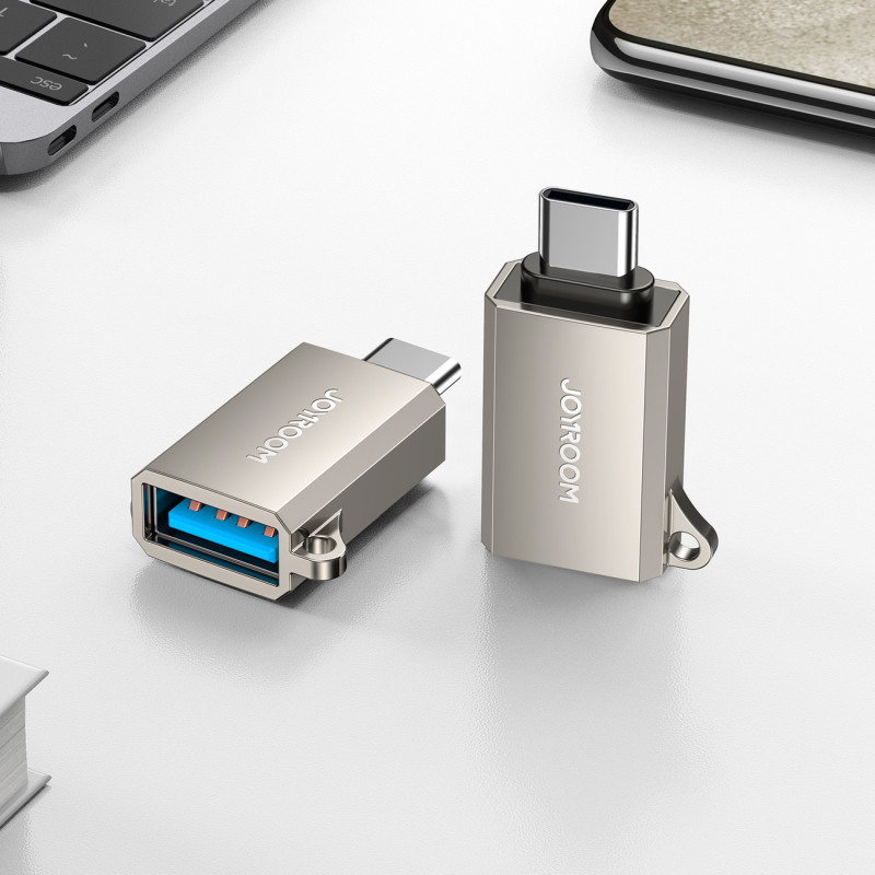 USB-C (vyriškas) – USB-A (moteriškas) adapteris su virvelės akute – sidabrinis