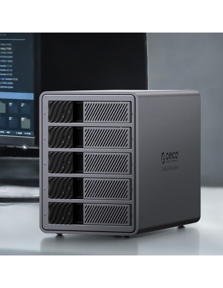 9858T3 Thunderbolt 3 5 skyrių 2,5 colio/ 3,5 colio SATA HDD / SSD diskų masyvas – pilka
 
9858T3 Thunderbolt 3 5 skyrių 2,5 colio/ 3,5 colio SATA HDD / SSD diskų masyvas – pilka