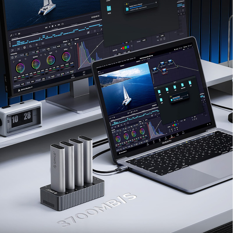 IT48N-C 4 diskų M.2 NVME klonų prijungimo stotis – pilka