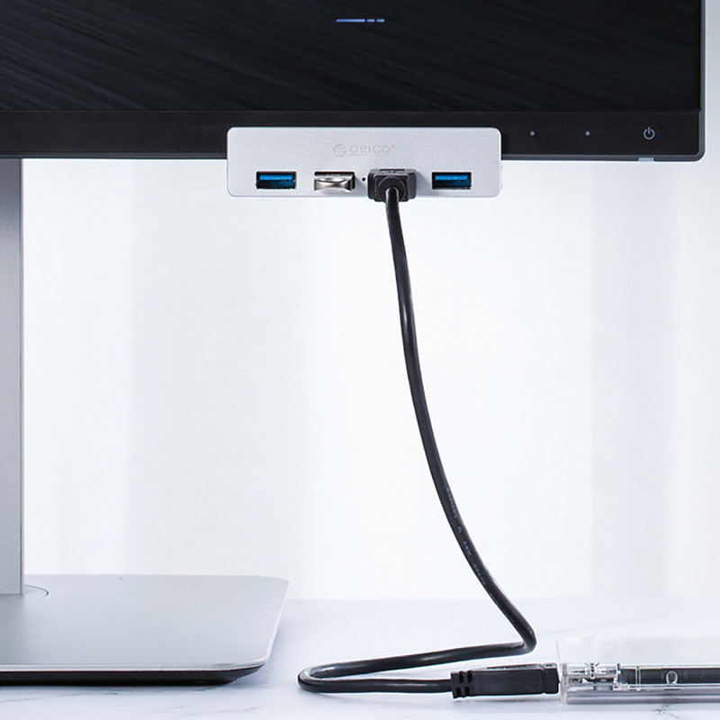 Stebulės skirstytuvas MH4PU monitoriaus stalo gnybtui 4x USB-A – sidabrinis