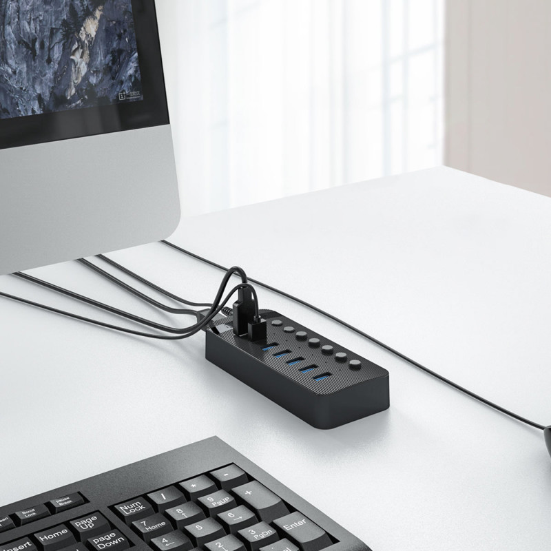 Hub CT2U3-10AB su 10x USB-A jungikliais - juodas