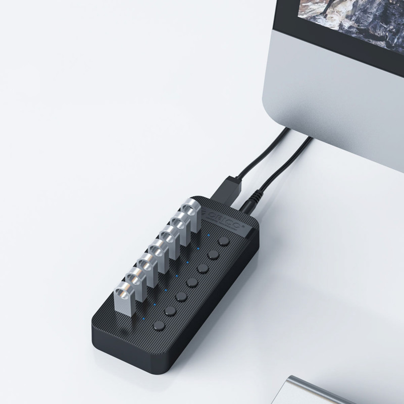 Hub CT2U3-13AB su 13x USB-A jungikliais - juodas