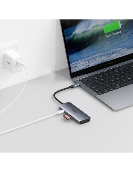 Daugiafunkcis USB HUB Type C – 3xUSB kortelių skaitytuvas SD ir TF HDMI 4K 7in1 pilka Daugiafunkcis USB HUB Type C – 3xUSB kortelių skaitytuvas SD ir TF HDMI 4K 7in1 pilka