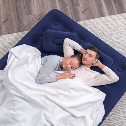 Dvigubas čiužinys su pompa - BESTWAY 67374