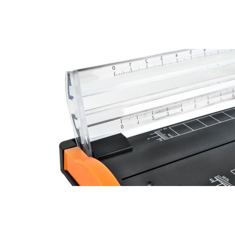 Popierinė giljotina – trimeris