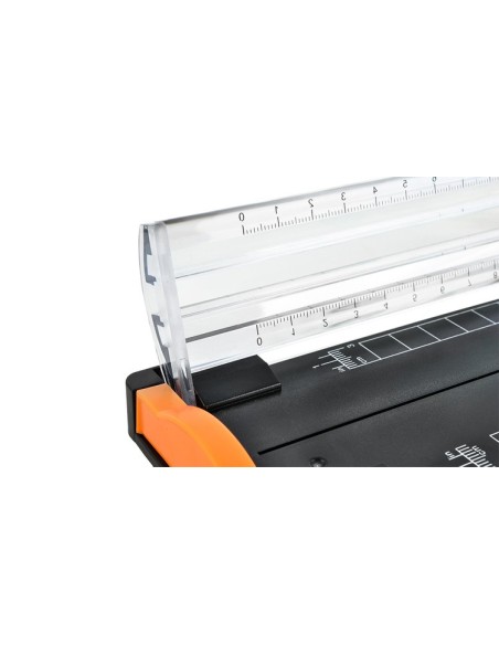 Popierinė giljotina – trimeris