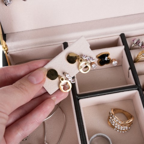 Papuošalų dėžutė/ dėklas - juodas