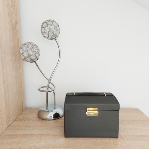 Papuošalų dėžutė/ dėklas - juodas