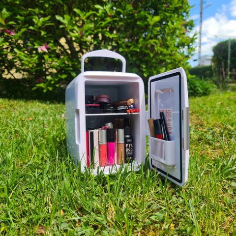 4L kelioninis šaldytuvas - baltas