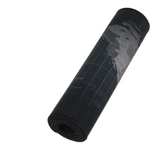 Pilka klaviatūra ir pelės kilimėlis