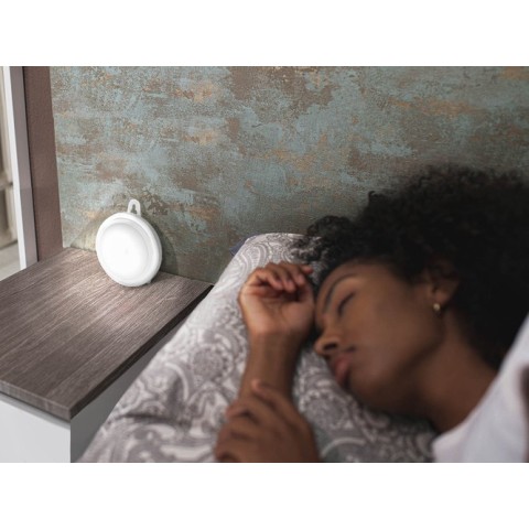 LED naktinė lempa su judesio jutikliu