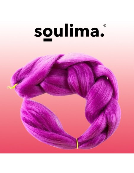 Sintetiniai plaukai kasose – violetiniai