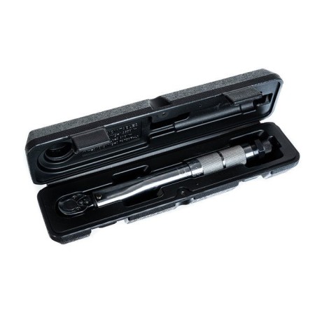 Daugiafunkcis veržliaraktis su reketu