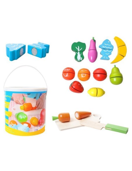 Daržovės pjaustymui mediniame kibire