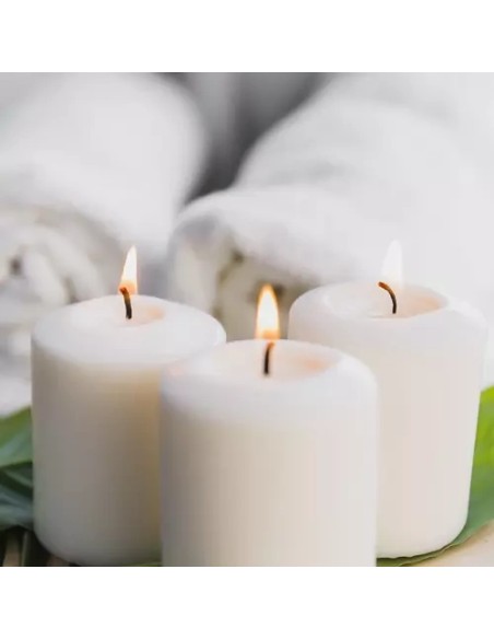 Balta cilindrinė žvakė - rinkinyje 8 vnt.