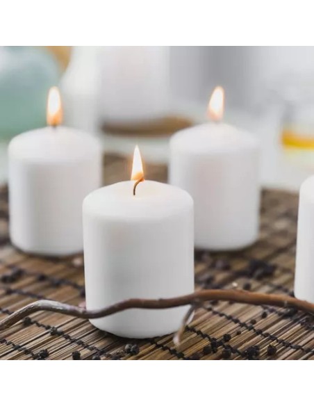Balta cilindrinė žvakė - rinkinyje 8 vnt.