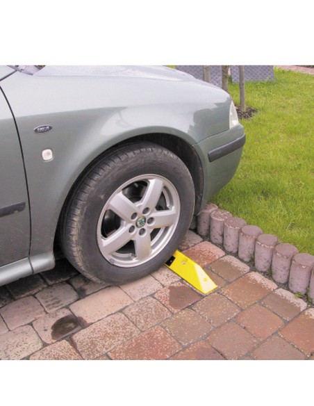 Parkavimo skyriklis Automobilio STOP geltonas ribotuvas Parkavimo skyriklis Automobilio STOP geltonas ribotuvas