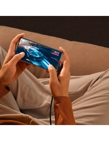 Kampinis kabelis Maitinimo laidas su šonine USB USB-C kištuku 2m raudonas Kampinis kabelis Maitinimo laidas su šonine USB USB-C kištuku 2m raudonas
