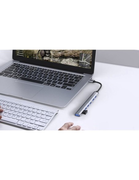 USB HUB – 1 prievadas 3.2 + 6 prievadai 2.0 Izoxis 24374