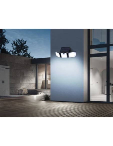 Saulės energija varomas šviestuvas 180 LED Izoxis 24889