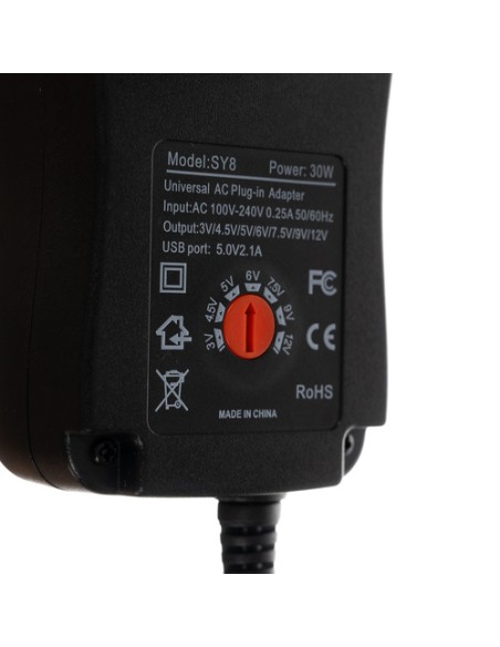 „Izoxis 26106“ universalus maitinimo šaltinis