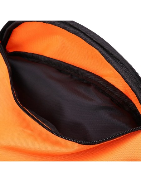 
Bėgimo diržas, juosmens krepšys, telefono dėklas, raktai, dokumentai, juoda piniginė
