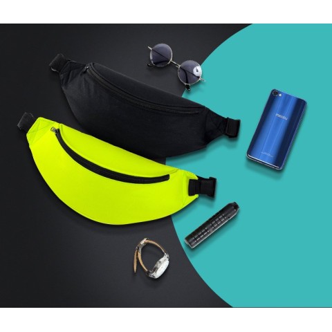 
Bėgimo diržas, juosmens krepšys, telefono dėklas, raktai, dokumentai, juoda piniginė
