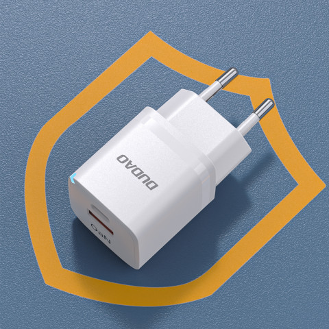 
GaN 33W PPS USB-C USB-A sieninis įkroviklis, baltas
