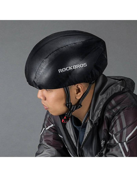 
Juodas dviračio šalmo uždangalas nuo lietaus
