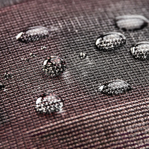 
Žalias dviračio šalmo uždangalas nuo lietaus
