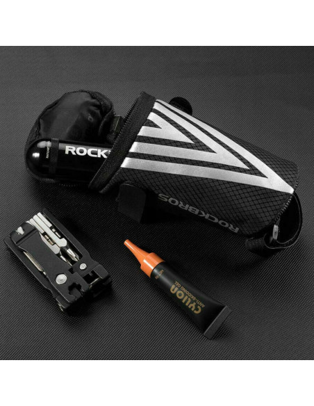 
Mažas 0,2 l dviračio krepšys smulkiems daiktams ir įrankiams po balneliu, juodas
