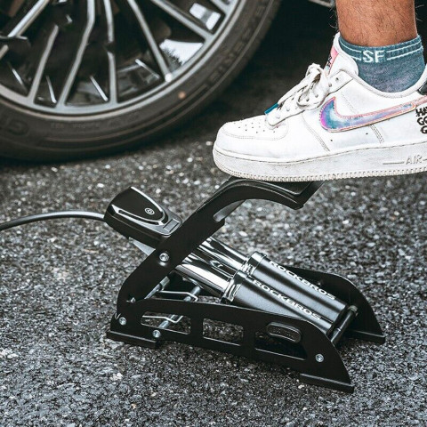 
Kojinis dviračio, automobilio, variklio, kamuolio pompa su 11 juostų ekranu - juoda
