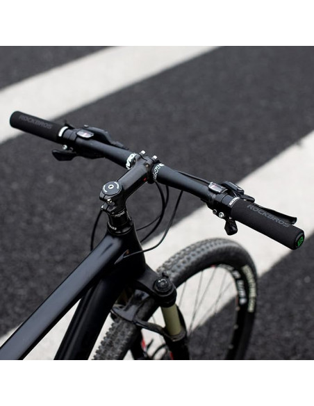 
Dviračio vairo rankenos, žalios ir juodos kempinės formos
