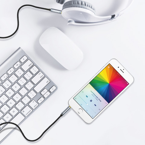 
AUX garso kabelis garsiakalbiui, 2x mini lizdas, 3,5 mm kištukas, 1,2 m - juodas
