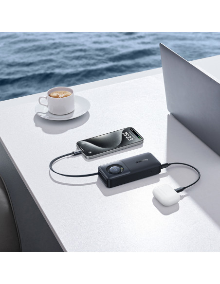 
„Free2Pull“ 10000 mAh 30 W išorinė baterija su USB-C prievadu ir ištraukiamu USB-C laidu – juoda
