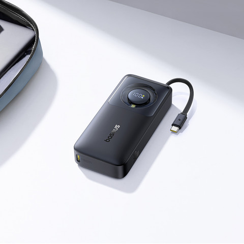 
„Free2Pull“ 10000 mAh 30 W išorinė baterija su USB-C prievadu ir ištraukiamu USB-C laidu – juoda
