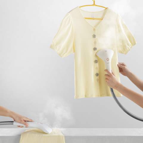 
Giluminio valymo 1900 W garinis valytuvas su garų valymo funkcija B200 + šepetys - baltas
