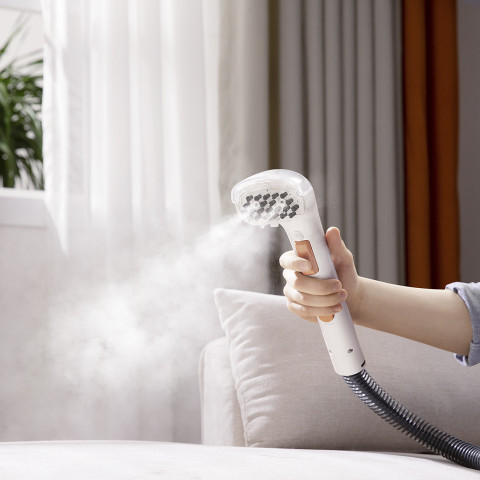 
Giluminio valymo 1900 W garinis valytuvas su garų valymo funkcija B200 + šepetys - baltas
