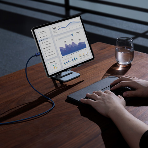 
Volframo aukso spalvos USB-C laidas - USB-C 100W 2m - tamsiai mėlynas
