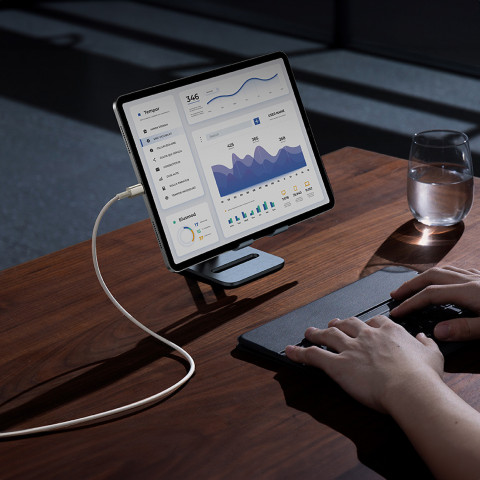 
Volframo aukso spalvos USB-C kabelis - USB-C 100W 1m - auksinis
