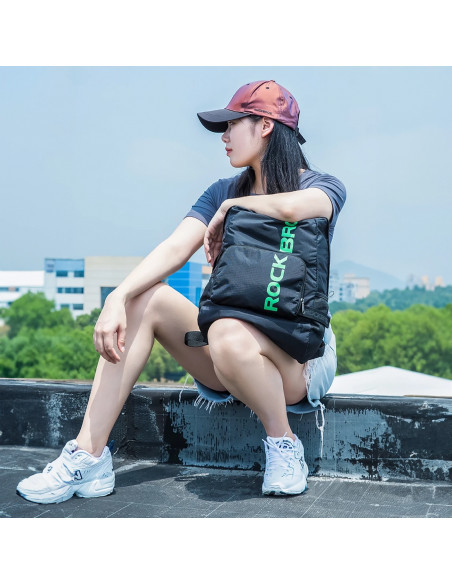 
Vandeniui atspari sulankstoma sportinė kuprinė 46,5 x 38 cm, 18 l – juoda
