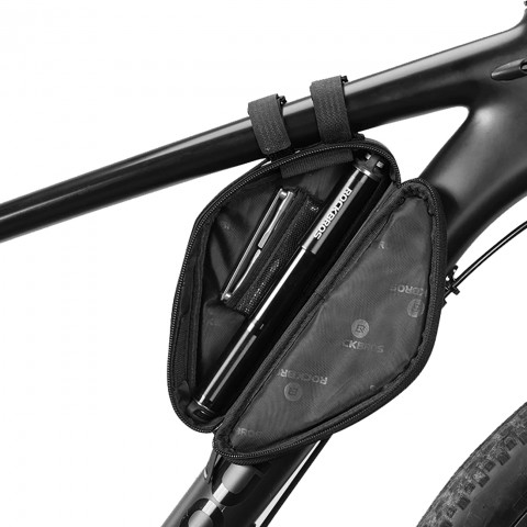 
Dviračio įrankių krepšys, skirtas prie rėmo tvirtinamam pompos krepšiui, 0,7 l – juodas
