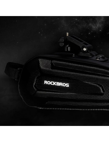 
Dviračio krepšys, tvirtinamas po balneliu su greito atsegimo spaustuku, 1,8 l – juodas
