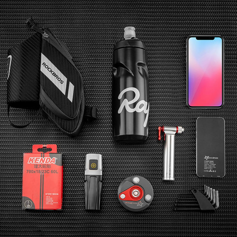 
Dviračio krepšys po sėdyne su kišene 1,5 l buteliui – juodas
