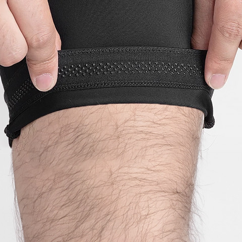 
Dviratininko šortai su antkrūtine ir pagalvėle XXXL - juodi
